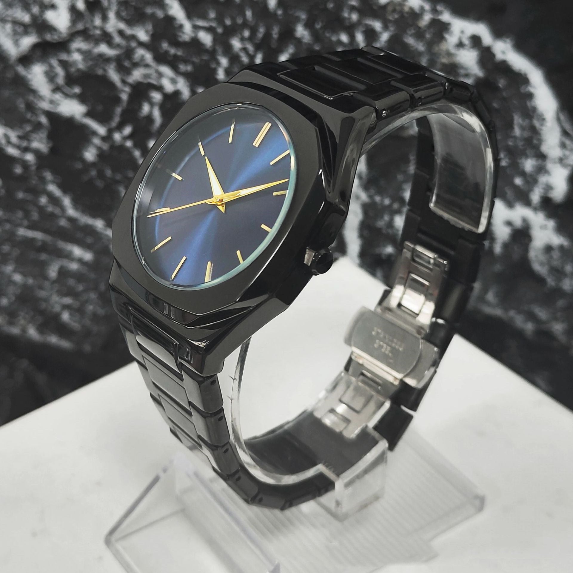 Steel Watch Luminous Dial